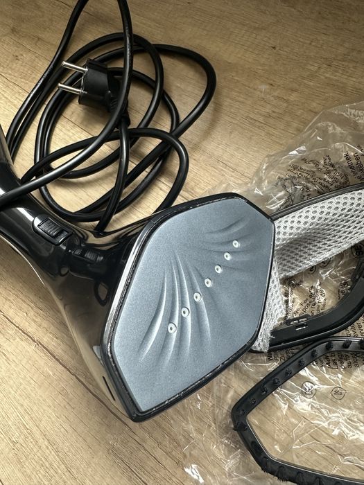 Parownica do ubrań BEKO STM4116B