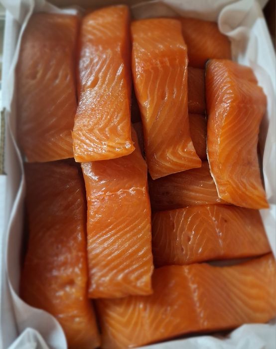 Węgorz - Wędzony dymem, Mały rodzinny zakład, dostawa lu