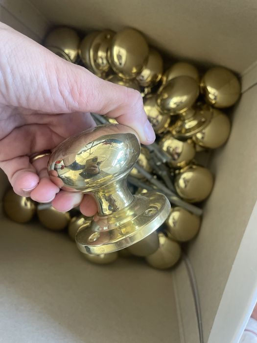 Macanetas puxadores dourados