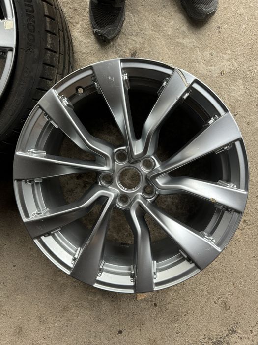 Диски tesla model 3 19
