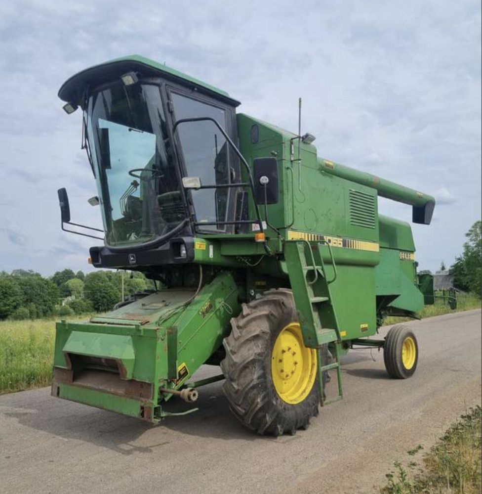 Комбайн John Deere 1055 4.2 жатка 1157 1158 1144 1133 1052 1065 міні