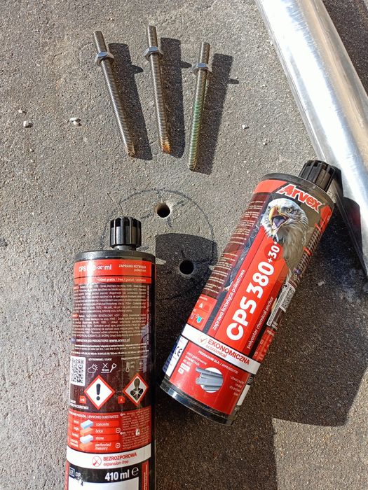 Kotwa chemiczna   poliestrowa zaprawa kotwiąca