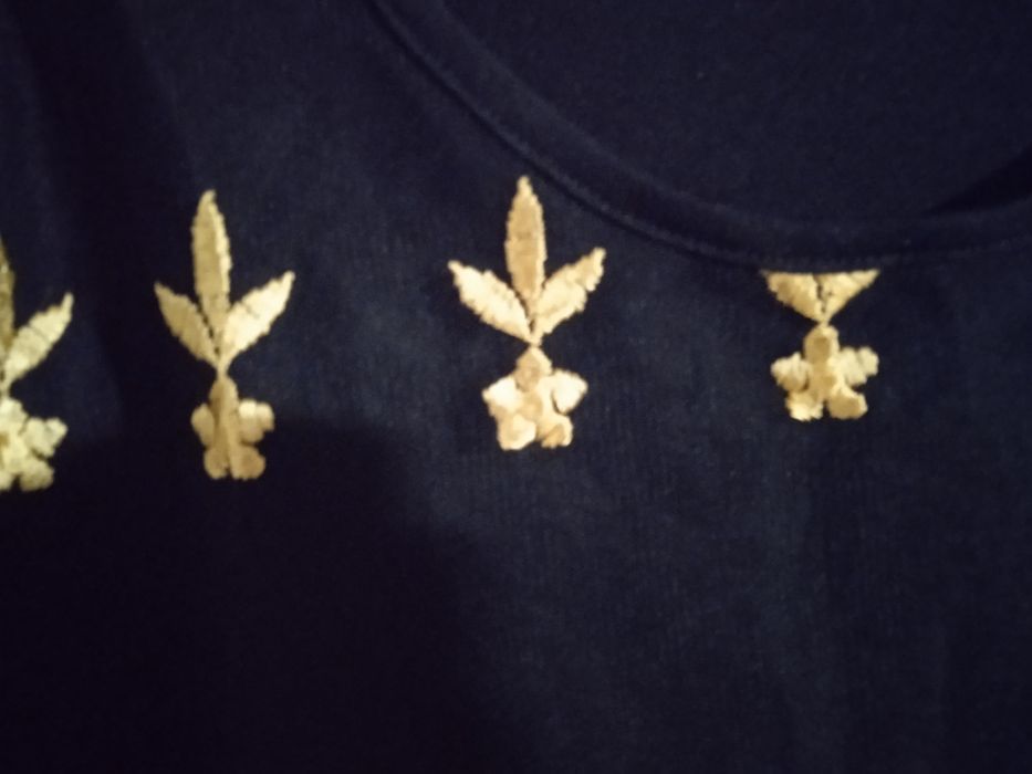 Продам женский костюм двойка