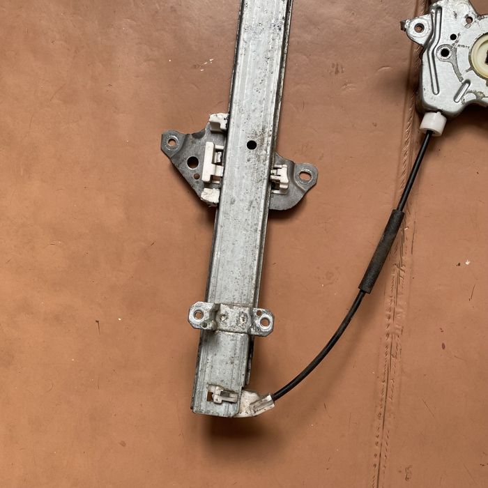 Механізм склопідйомник передній лівий Nissan X-Trail T30 01-07