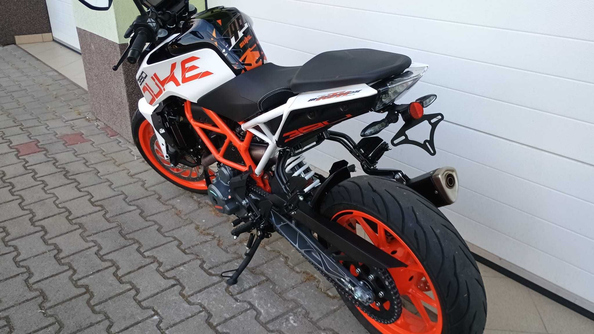 KTM DUKE 390 TYLKO 2700 kilometrów NOWY MOTOCYKL !! mt03 125 z400