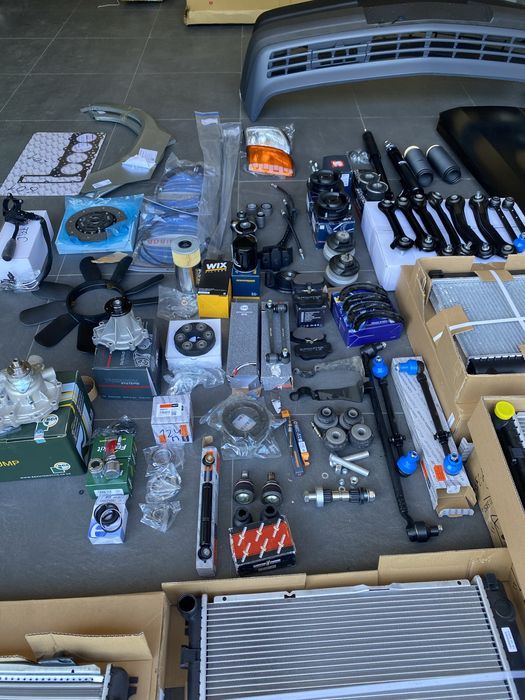 Крило  мерседес w124 w190 w201 автодеталі