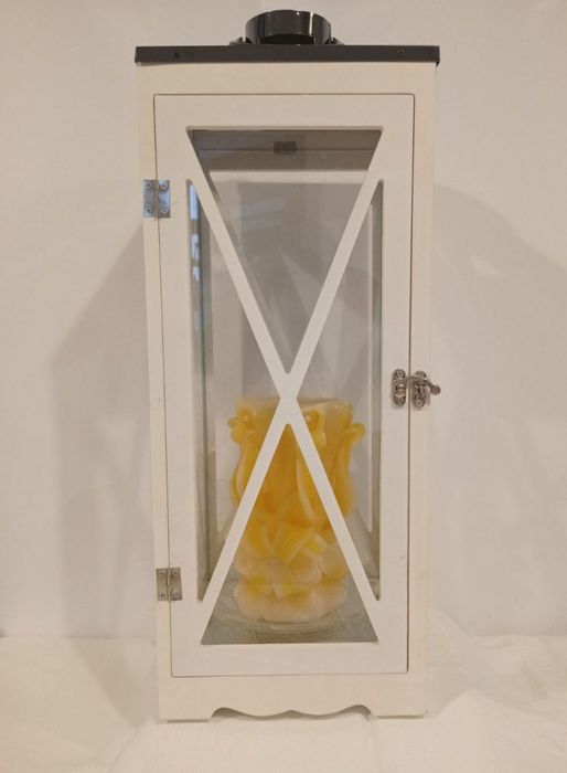 Wytapialnik parafiny. Urządzenie slużące wykonywaniu kolorowych świec.