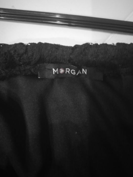 Vestido preto elegante sofisticado