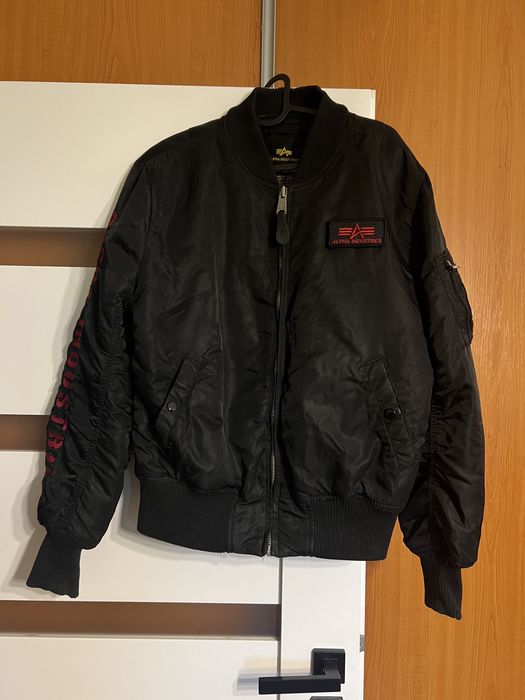 Kurtka, bomber ALPHA INDUSTRIES bomberka, wyszywane logo
