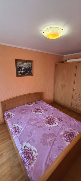 Продається 3-кімн квартира, з меблями та технікою