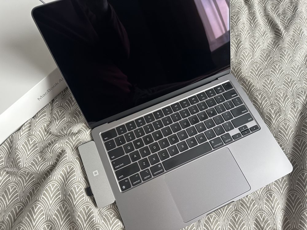 Apple MacBook Air M2/16GB/256/Mac OS Gwiezdna Szarość 8R