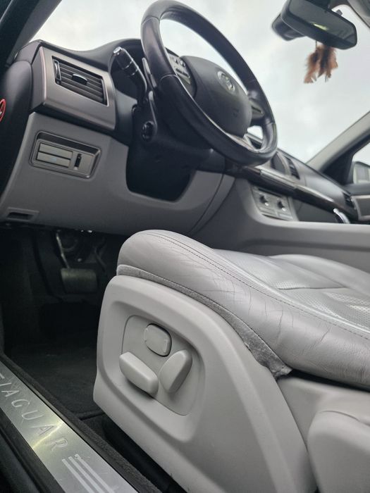 Jaguar XF 2.7 V6 Diesel Premium Luxury 2008