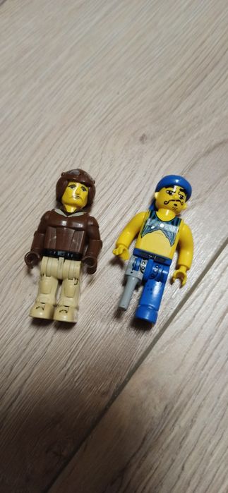 Lego Juniors minifigurki Jack Stone