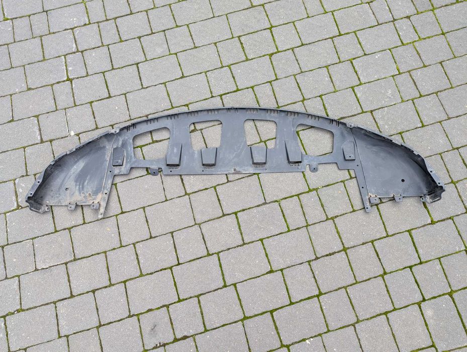 Губа переднього бампера Tesla Model X (1034833-00-E)