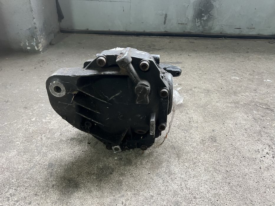 Szprzedam dyfwrencjal (dyfer) bmw f10 2,0