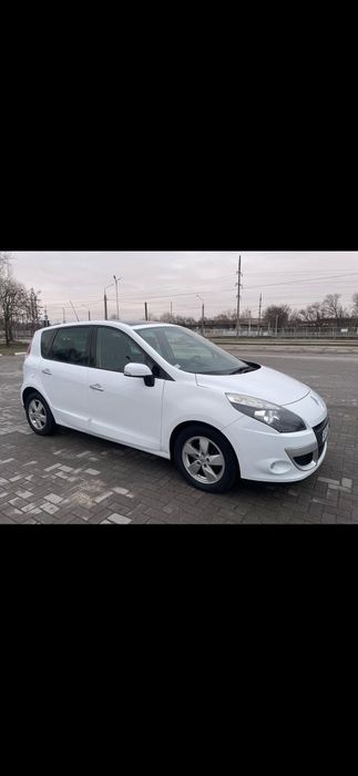 Рено Сценік 3 2011р