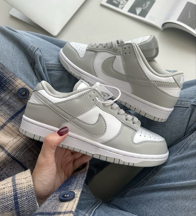 ЖИВІ ФОТО‼️ Жіночі кросівки Nike Dunk Low Leather Grey сірі найк данки