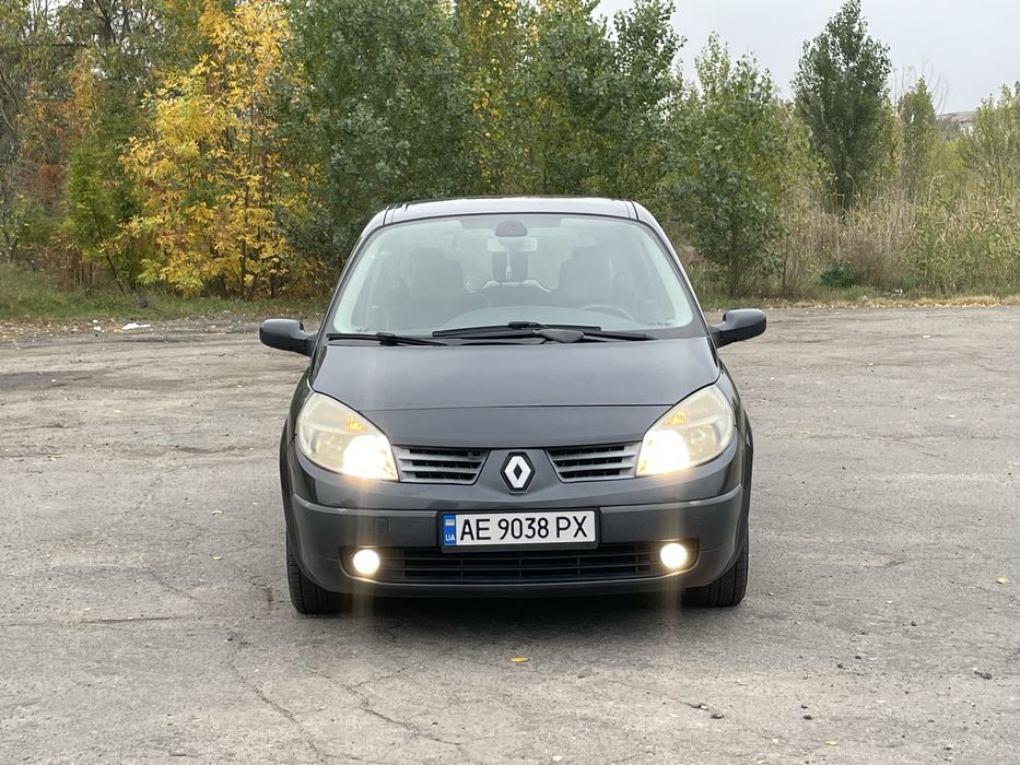 Renault Scenic 2005 г. Газ/бензин