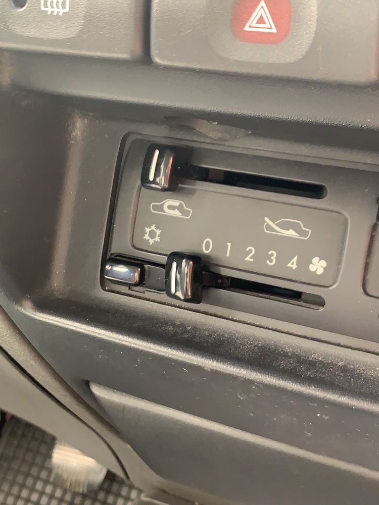 Nissan Terrano 2 slx