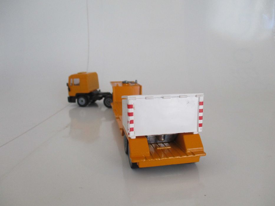 Miniatura  CAMIÃO MAN SIKU 2125