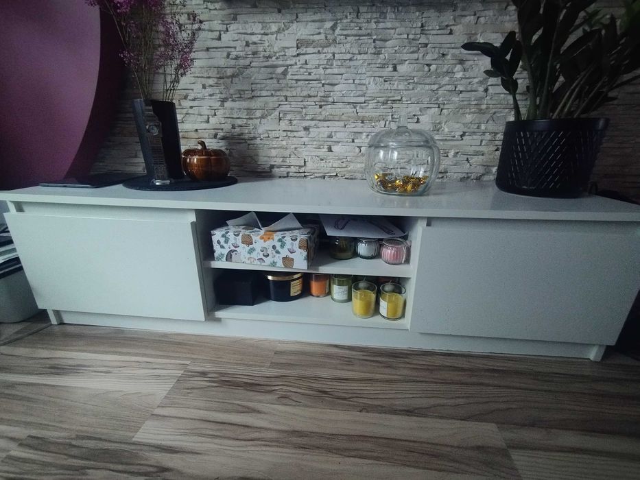 Szafka pod telewizor