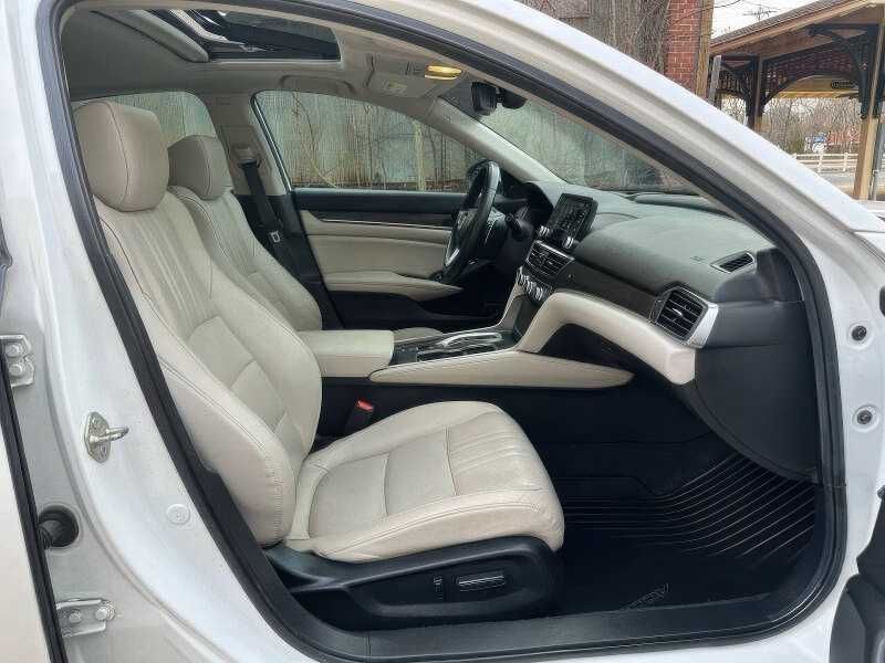 2019 Honda Accord Hybrid Touring