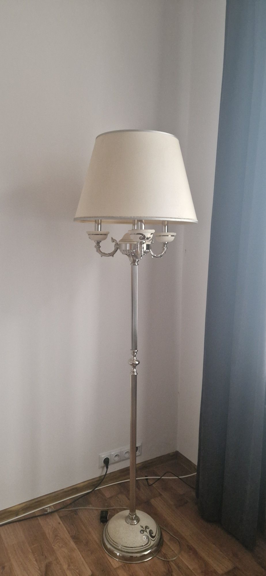 Zestaw lamp do salonu, wisząca,  stojąca kinkiet