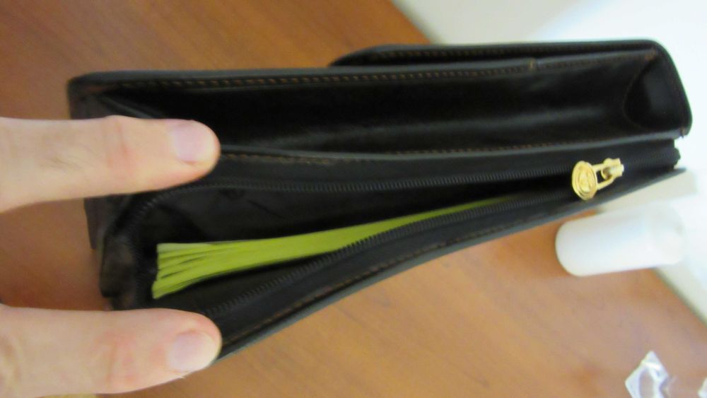 Pasta, mala em pele genuína  *** NOVA ***