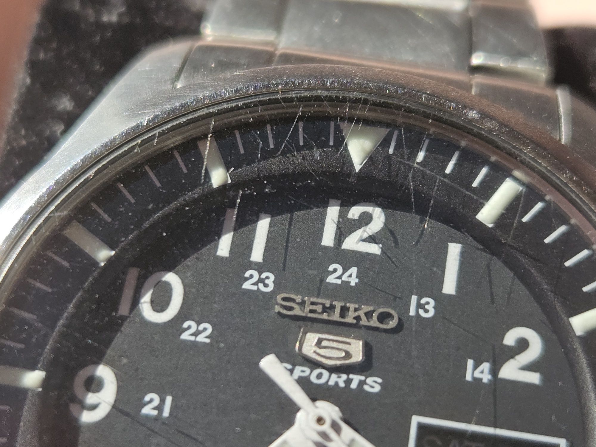 Seiko 5 Sports model SNZG13K1
