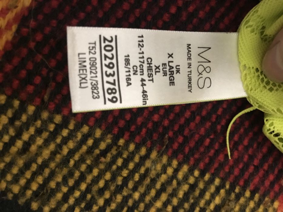 Парео у фірмі міні плаття