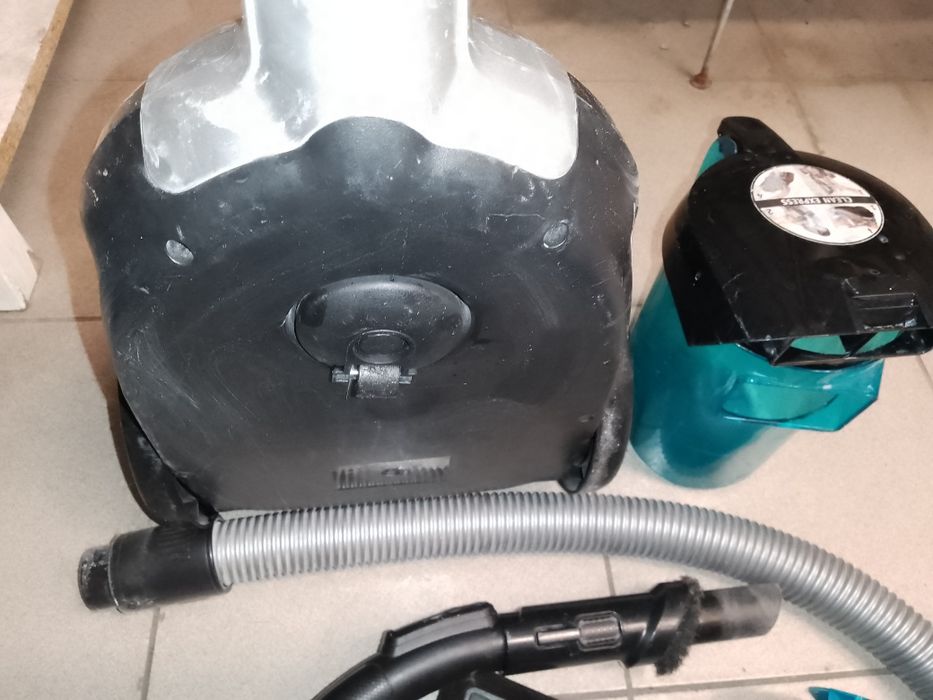 Odkurzacz bezworkowy Tefal