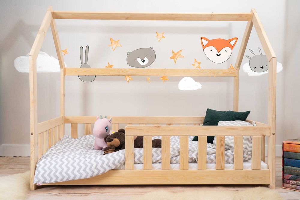 Łóżko dziecięce domek z barierkami Montesori 140x70,160x80,180x80