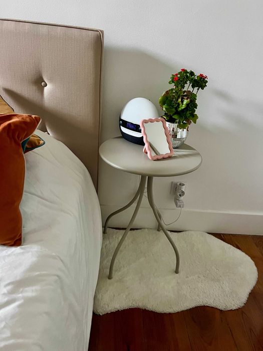 IKEA TÅNEBRO mesa lateral cinza/ bege