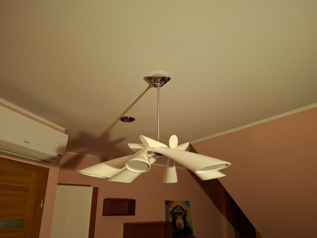 Lampa Mantra POP white