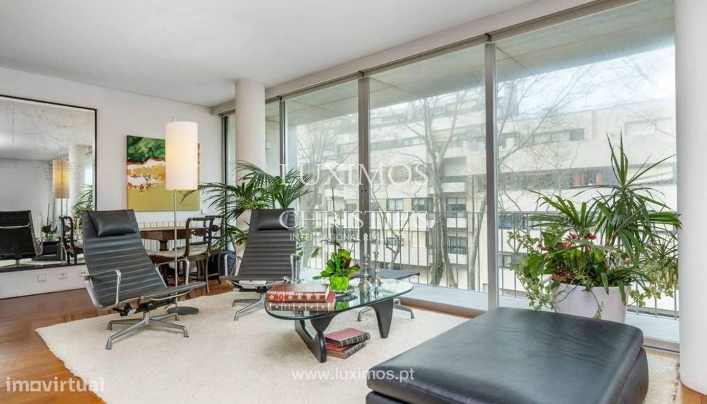 Apartamento T4+1 de luxo para arrendar na Foz do Douro no Porto