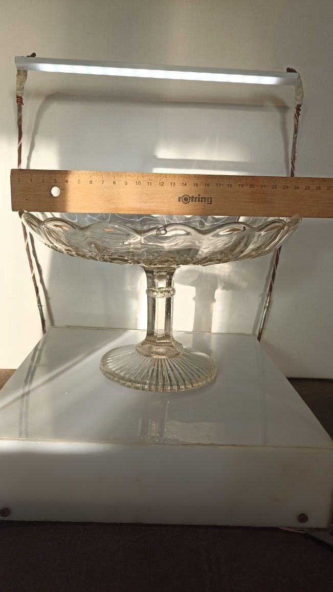 Редкость вазы из стекла 60-70х.