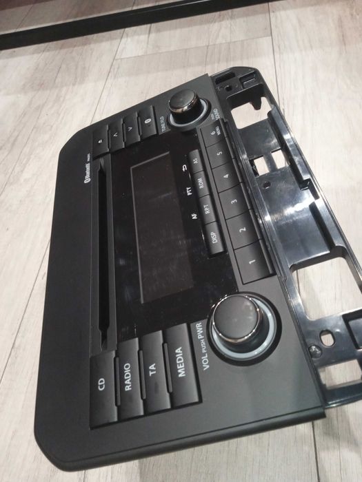 radio fabryczne nowy suzuki jimny