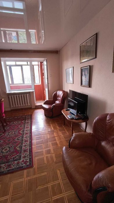 Продам 3 кім.квартиру у  Центрі  68000$