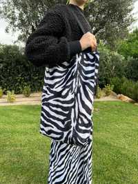 Tote Bag fur black white zebra Bolsa de compras zebra preta e branca