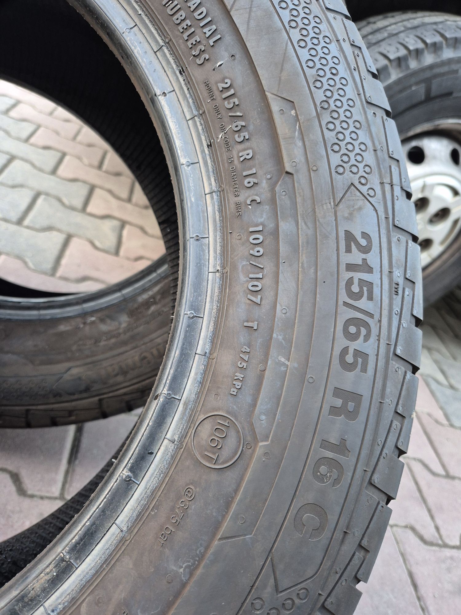 Opony letnie 215/65 R16c Continental 2x9mn (4922)