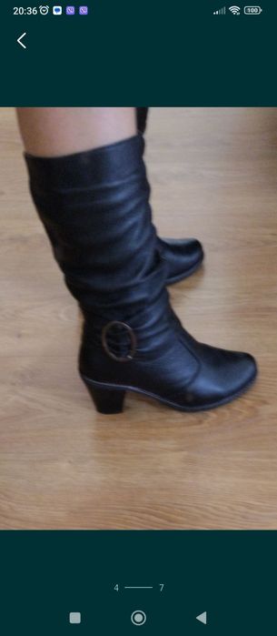 Чоботи жіночі шкіряні