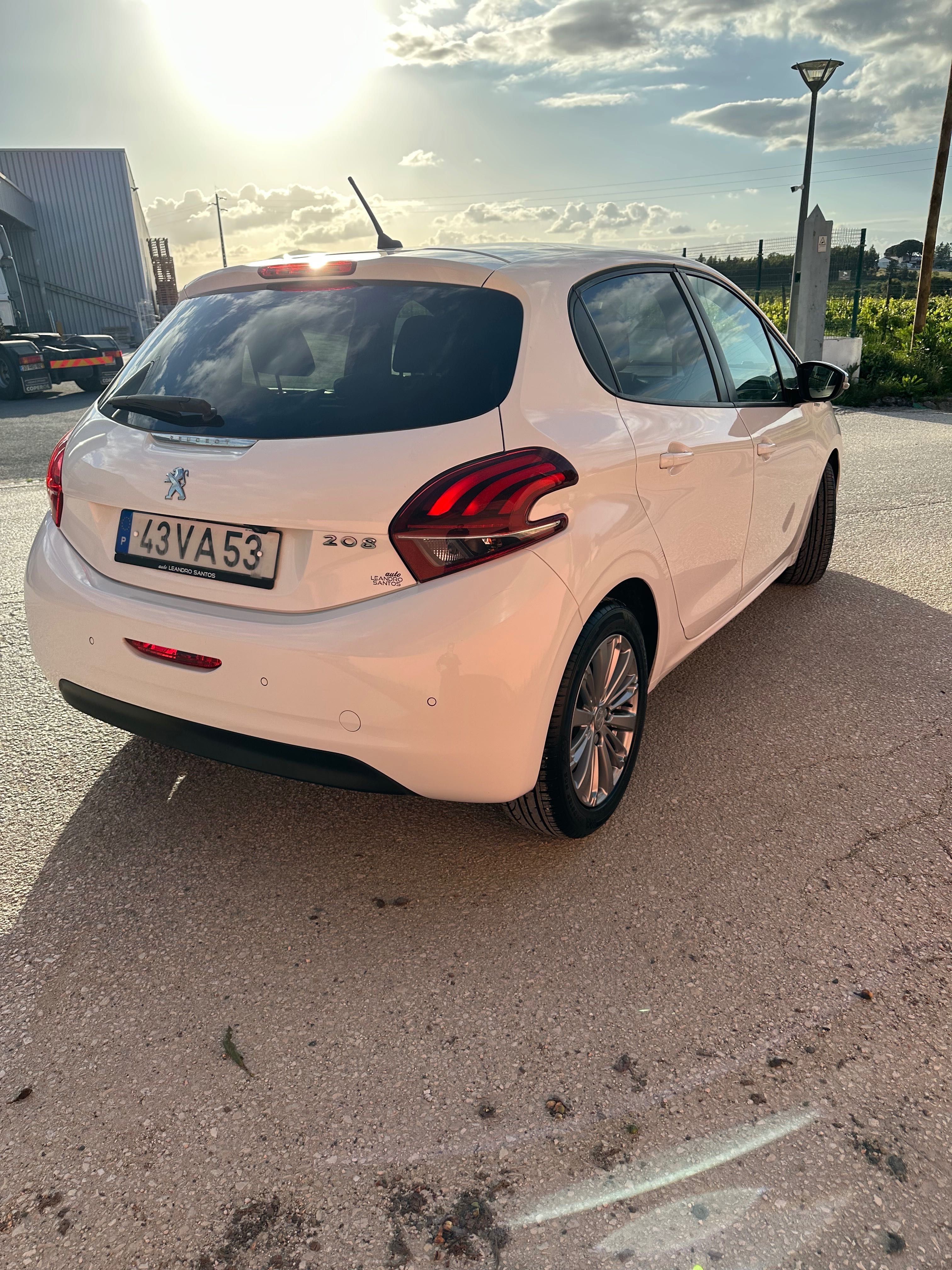 Peugeot 208 1.6 BlueHDi Style 2018