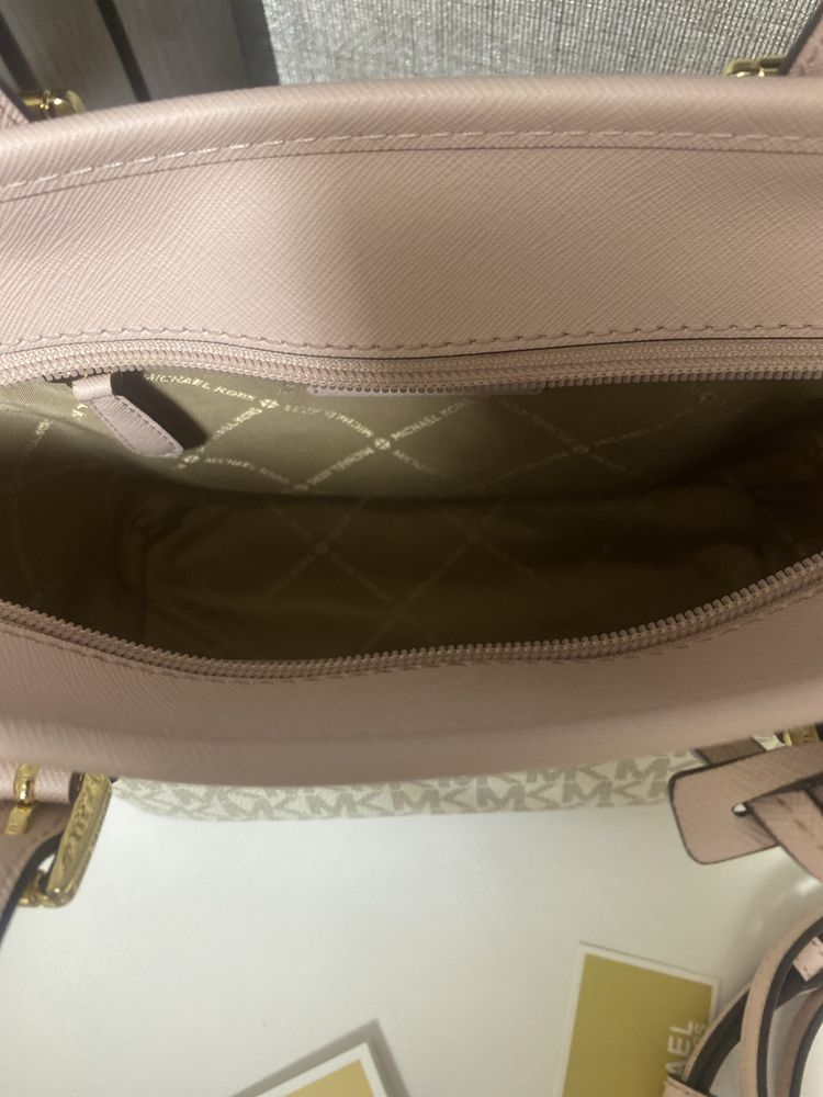 Сумка Michael Kors Jet Set Travel Extra-Small