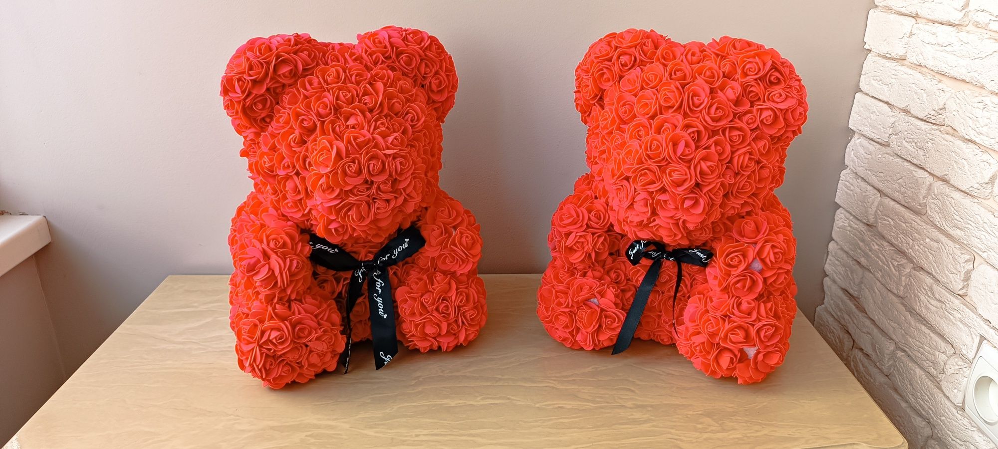Ведмедик 3D з червоних троянд Тедді мишка из роз ціна за 2