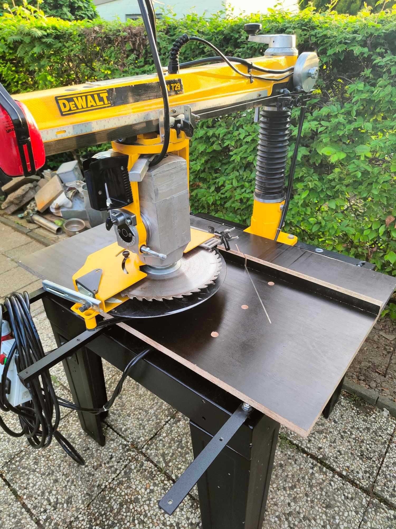 Piła radialna DeWalt 722 350mm  ukośnica stołowa wieloczynnościowa