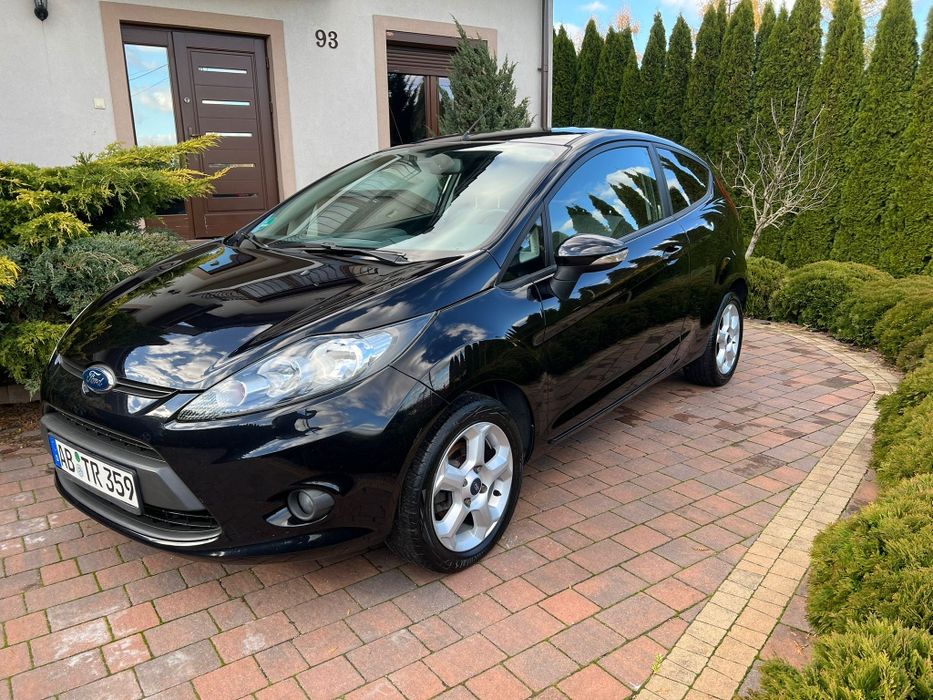 Sprzedam ładną Fiestę 1.25 B. 2010r