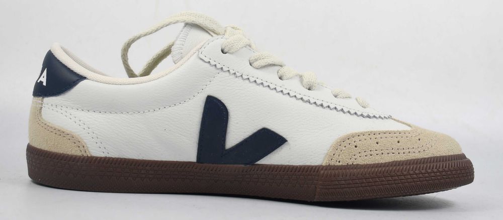Nowe veja volley roz. 36