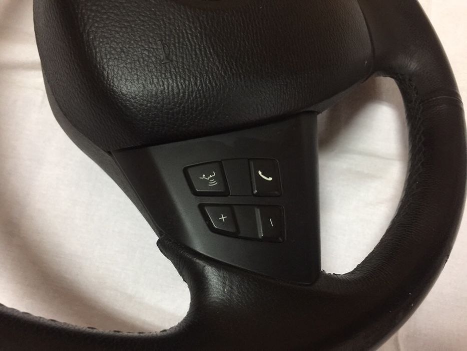 Подушка безопасности BMW X5 и руль
