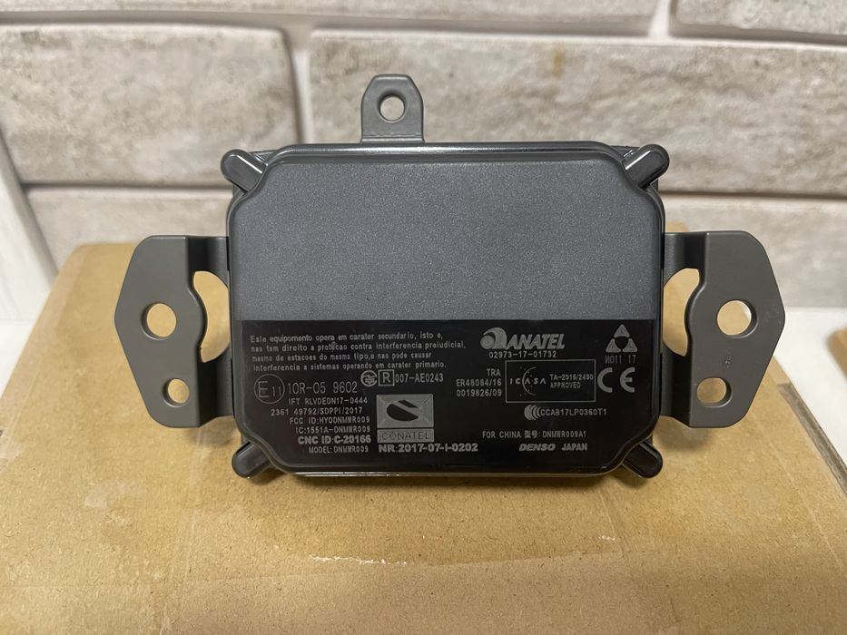 Дистроник, эмблема, значек TOYOTA под дистроник