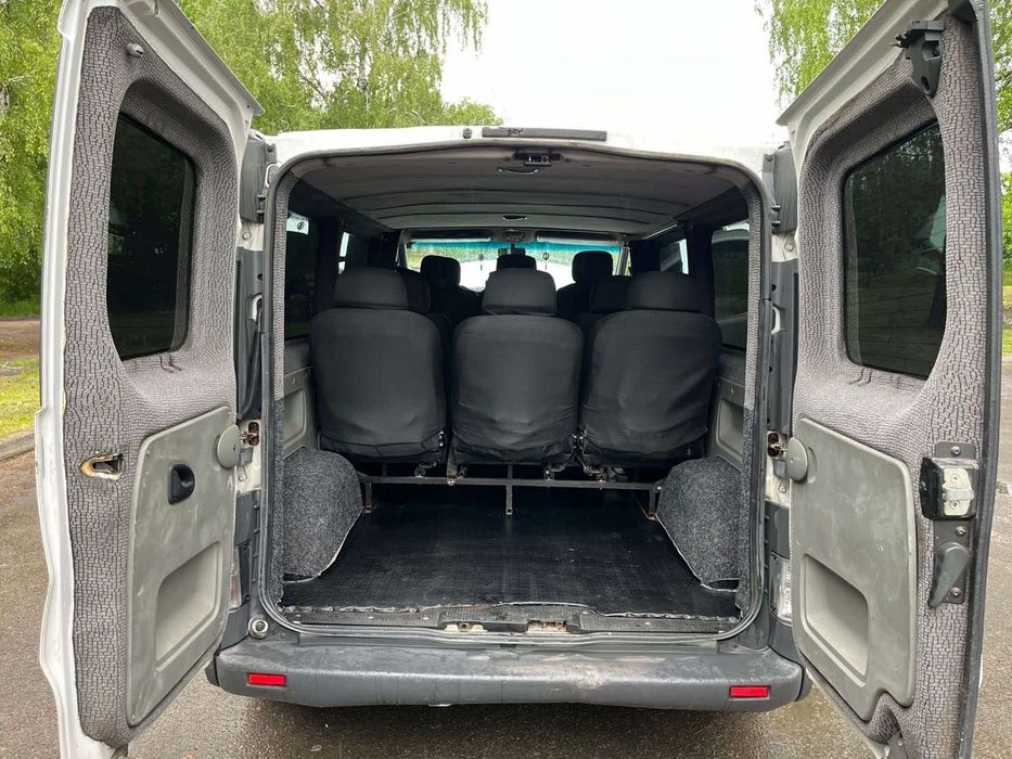 Renault Traffic пасажир